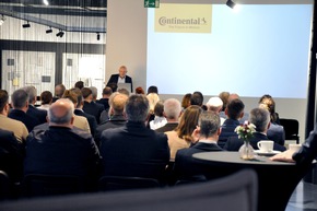 PressemitteiIung: FURNITURE FUTURE FORUM feiert 15-jähriges Jubiläum und kooperiert mit der Founders Foundation