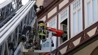 FW Celle: Celler Feuerwehr übt den Ernstfall in der Altstadt!