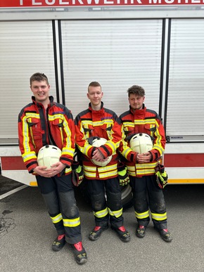 FW Stockach: Zwölf neue Feuerwehrleute / Feuerwehr-Grundausbildung erfolgreich beendet