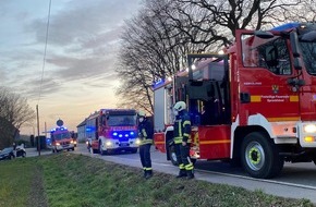 Feuerwehr Sprockhövel: FW-EN: Brennende Gartenlaube, Tragehilfe und Verkehrsunfall