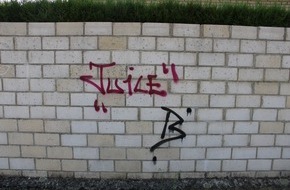 Kreispolizeibehörde Heinsberg: POL-HS: Graffiti an Grundstücksmauer