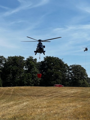 BPOLD 11: Erneuter Einsatz der Hubschrauber der Bundespolizei bei der Waldbrandbekämpfung in Sachsen und Thüringen