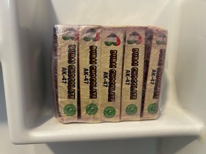 ZOLL-H: Cannabis getarnt als Dubai-Schokolade / ZOLL stellt 73 Kilogramm Cannabis in Oyten sicher; 20-jähriger Mann in Untersuchungshaft