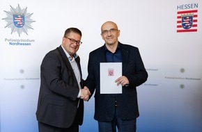 Polizeipr&auml;sidium Nordhessen - Kassel: POL-KS: Abteilung Einsatz des Polizeipr&auml;sidiums Nordhessen mit neuer Leitung: Rainer Neus&uuml;&szlig; folgt auf Uwe Papenfu&szlig;