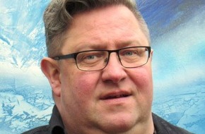 Spica Verlag GmbH: Drei Jahre Leid - Friedensverhandlungen als Verhöhnung der Opfer