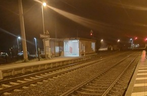 Bundespolizeiinspektion Erfurt: BPOLI EF: Steine auf Bahngleise gelegt - Bahnanlagen sind keine Spielpl&auml;tze