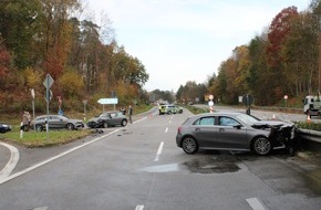 Polizei Rheinisch-Bergischer Kreis: POL-RBK: Bergisch Gladbach - 3 Verletzte und hoher Sachschaden bei Verkehrsunfall