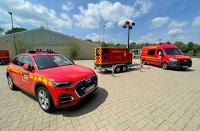 Freiwillige Feuerwehr Alpen: FW Alpen: Einweihung drei neuer Fahrzeuge der Freiwilligen Feuerwehr Alpen