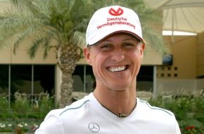 DVAG Deutsche Vermögensberatung AG: Langfristige Verlängerung der erfolgreichen Partnerschaft: Michael Schumacher bleibt Partner der Deutschen Vermögensberatung (DVAG) (BILD)