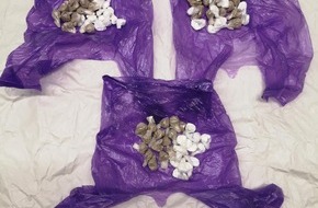 Polizei Essen: POL-E: Essen: 100 Bubbles mit mutmaßlichem Heroin und Kokain gefunden - Festnahme