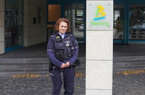 Kreispolizeibehörde Hochsauerlandkreis: POL-HSK: Karola Hörhold ist neue Bezirksdienstbeamtin in der Gemeinde Bestwig.