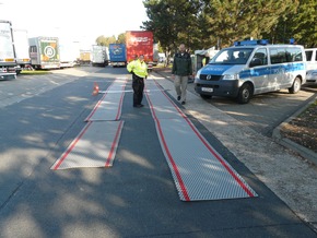 POL-WL: Rastanlage Allertal - Polizei kontrolliert Schwerlastverkehr auf der A 7