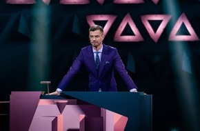 ProSieben: Bastian Pastewka, Shirin David und Teddy Teclebrhan spielen um Joko Winterscheidts Job / ProSieben zeigt sechs neue Folgen "Wer stiehlt mir die Show?" ab 13. Juli