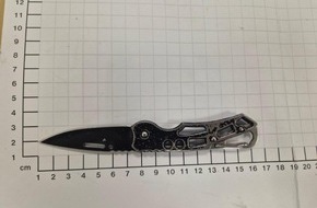 Bundespolizeidirektion Sankt Augustin: BPOL NRW: Auseinandersetzung am Dortmunder Hauptbahnhof - Bundespolizei beschlagnahmt Messer nach Videoauswertung und nimmt Mann fest