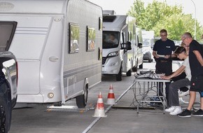 Kreispolizeibeh&ouml;rde M&auml;rkischer Kreis: POL-MK: Stau an der Sonnenblumenallee - Campingmobile auf der Waage