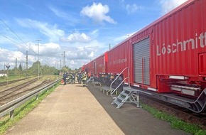 Bundespolizeiinspektion Karlsruhe: BPOLI-KA: Feuerwehr Stuttgart und Bundespolizei im Freudensteintunnel im Einsatz