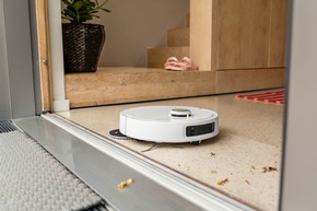 Pressemitteilung: Neuer K&auml;rcher-Saugwischroboter RVM 4 Comfort mit rotierenden Mikrofaserpads