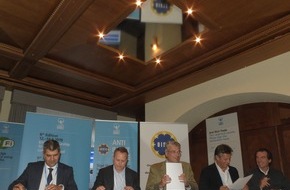 Zermatt Summit: OISTE Foundation and Zermatt Summit Foundation Sign the Anti-Illicit Trade Declaration