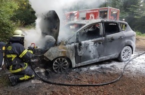 Polizeipräsidium Koblenz: POL-PPKO: Schock nach "Gassigang" - Auto brannte vollständig aus