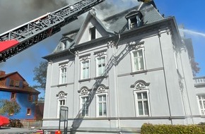 Landespolizeiinspektion Nordhausen: LPI-NDH: Brand in Mehrfamilienhaus - ein Kind verletzt