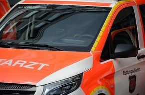 Polizei Mettmann: POL-ME: Wegen Spinne gegen Baum und schwer verletzt - Velbert - 2112021