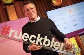 dpa Deutsche Presse-Agentur GmbH: dpa-Fotograf Kay Nietfeld mit "Rückblende-Preis" ausgezeichnet