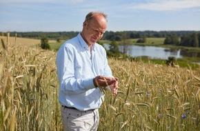 HiPP GmbH & Co. Vertriebs KG: 125 Jahre Fürsorge für Familien: Bio-Pioniermarke HiPP feiert Jubiläum