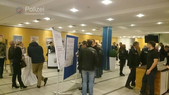 Polizeipräsidium Westpfalz: POL-PPWP: Wohnungseinbruch - gut 120 Personen beim ersten Bürgerforum