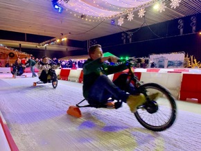 Zauberhafte Eisfeldlandschaft «Iiszauber» in Aarau zur Winterzeit