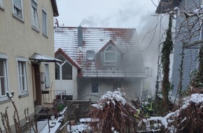 Feuerwehr Stuttgart: FW Stuttgart: Kellerbrand in Mehrfamilienhaus