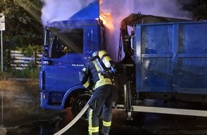 Freiwillige Feuerwehr Celle: FW Celle: LKW-Brand direkt vor dem Feuerwehrhaus
