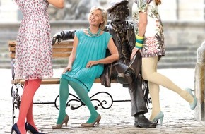 medi GmbH & Co. KG: Festspiele der Trendfarben: Kompressionsstrümpfe bei Venenleiden (BILD)