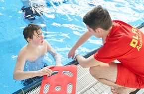 DLRG - Deutsche Lebens-Rettungs-Gesellschaft: Freischwimmer gleich Freischwimmer? / DLRG und Deutsche Sporthochschule Köln zeigen Unterschiede bei der Abnahme von Schwimmprüfungen auf