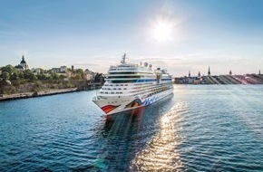 AIDA Cruises: Aktuelle Pressemeldung: &bdquo;AIDA Fan Cruise &ndash; Heimspiel auf See&ldquo; verbindet Public Viewing, Expertenformate und einen besonderen Werftstopp