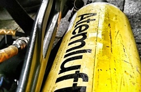 Feuerwehr Neuss: FW-NE: Gasleitung bei Bauarbeiten beschädigt | Keine Verletzten