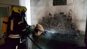 Freiwillige Feuerwehr Weeze: Feuerwehr Weeze: Mülltonnenbrand