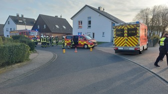 Feuerwehr Mettmann: FW Mettmann: Person verletzt nach Feuer in Gartenlaube - ME-Obschwarzbach