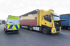 Polizeipr&auml;sidium Osthessen: POL-OH: Sicherheitstag Schwerlastverkehr "Fernfahrerstammtisch" in Kirchheim - schwerwiegende Verst&ouml;&szlig;e festgestellt