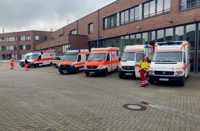 Feuerwehr Ratingen: FW Ratingen: Hohes Einsatzaufkommen durch Schneefall - Rettungsdienst und Brandschutz gefordert