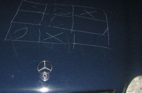 Polizeidirektion Hannover: POL-H: Zeugenaufruf / Fotoveröffentlichung!
Unbekannte beschädigen Mercedes

K O R R E K T U R   der Fahrzeugfarbe im Text!
