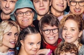 Constantin Film: Die warmherzigste Kom&ouml;die des Jahres! / DAS GEWISSE ETWAS / ab 3. September 2026 im Kino