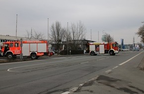 Freiwillige Feuerwehr Menden: FW Menden: Austretendes Gas sorgt für Einsatz der Feuerwehr
