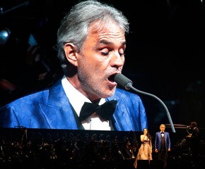 Weltstar Andrea Bocelli begeisterte tausende Fans in der Lanxess Arena Köln