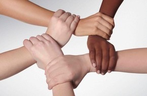 ProSieben: Gemeinsam für mehr Toleranz: ProSieben und die Deutsche UNESCO-Kommission kooperieren zum "Tolerance Day" (mit Bild)