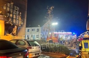 Feuerwehr Voerde: FW Voerde: 87 Voerder Feuerwehrleute im Einsatz