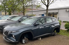 Polizeidirektion Kaiserslautern: POL-PDKL: Acht Reifen und Felgen an Neuwagen entwendet