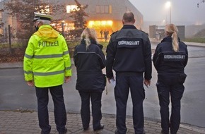 Polizei Mettmann: POL-ME: Besondere Schulwegüberwachung auf der Kastanienallee - Velbert - 2011062