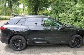 Kreispolizeibehörde Soest: POL-SO: Parkenden PKW touchiert, Verursacher flüchtet