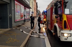 Feuerwehr Bochum: FW-BO: Küchenbrand Herner Straße