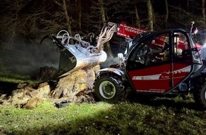 Feuerwehr Bergisch Gladbach: FW-GL: Feuerwehr verhindert Waldbrand im Stadtteil Herkenrath von Bergisch Gladbach